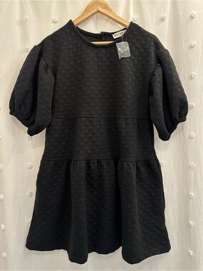 Checker Texture Puff-Sleeve Dress - Black sz Small